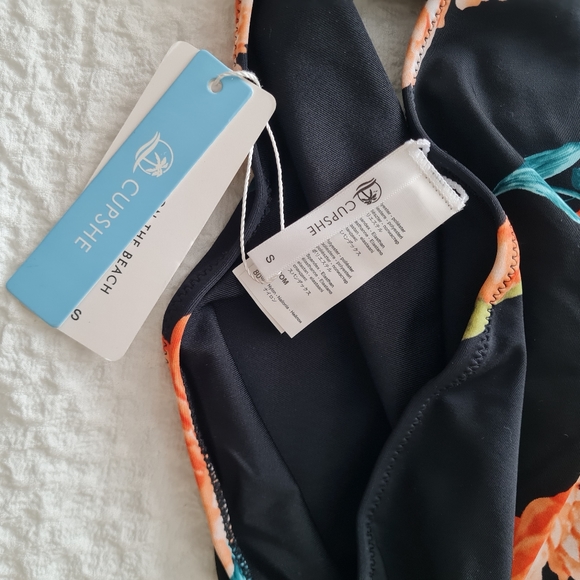 CUPSHE SET OF 2 BIKINI FLORAL SIZE SMALL ORANGE/ BLACK - Picture 8 of 8